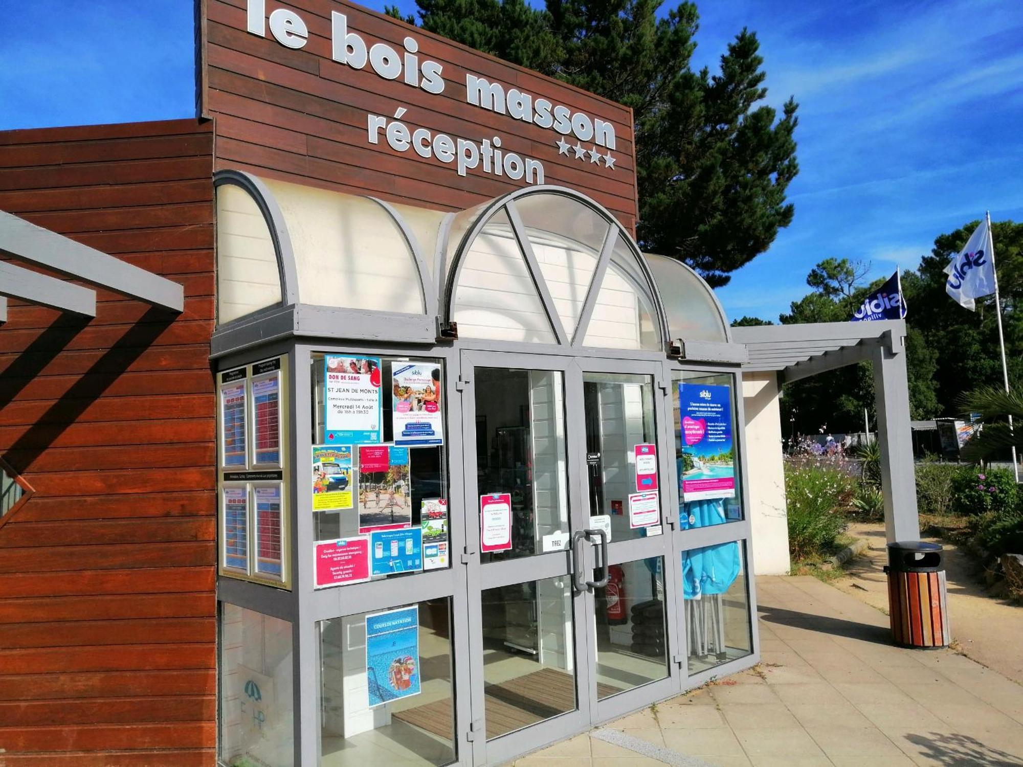 Mobil Home Le Rimbaud - 4/6 Pers - 2 Ch - 2 Sdb Saint-Jean-de-Monts Exterior photo
